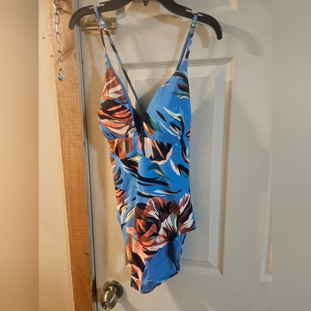 CALIA Swim Triangle Strappy Back One Piece: TRANQUIL BLUE FLORAL: NWT: SZ 12